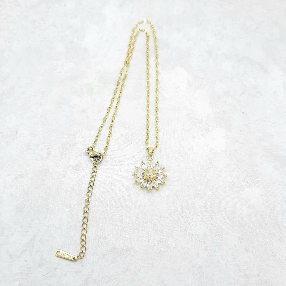 Sunflower Diamond Cz Necklace Gold Plated Stainless Steel Hypoallergenic New - Picture 2 of 5